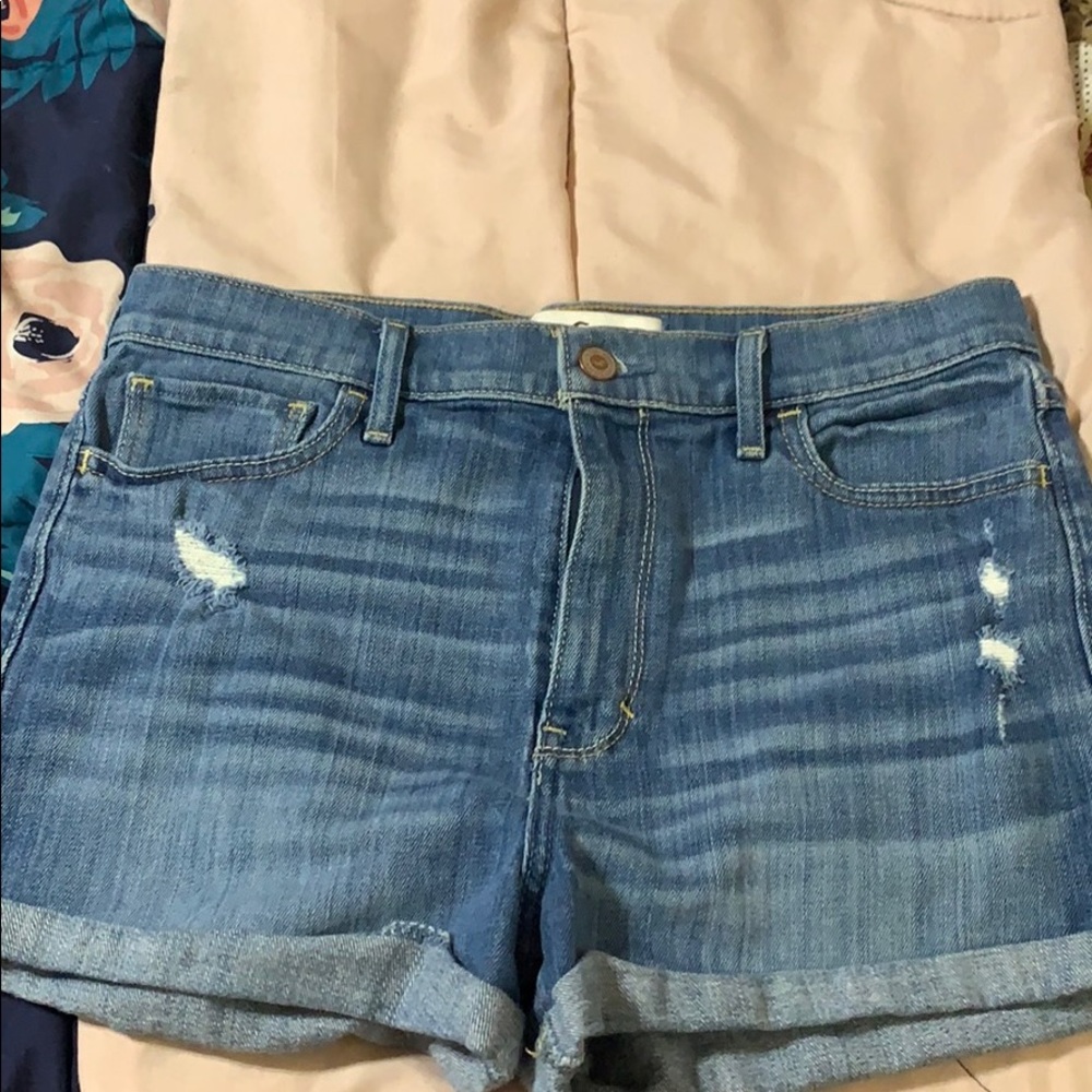 Jean Shorts✨Hollister✨9✨2/$30 shorts